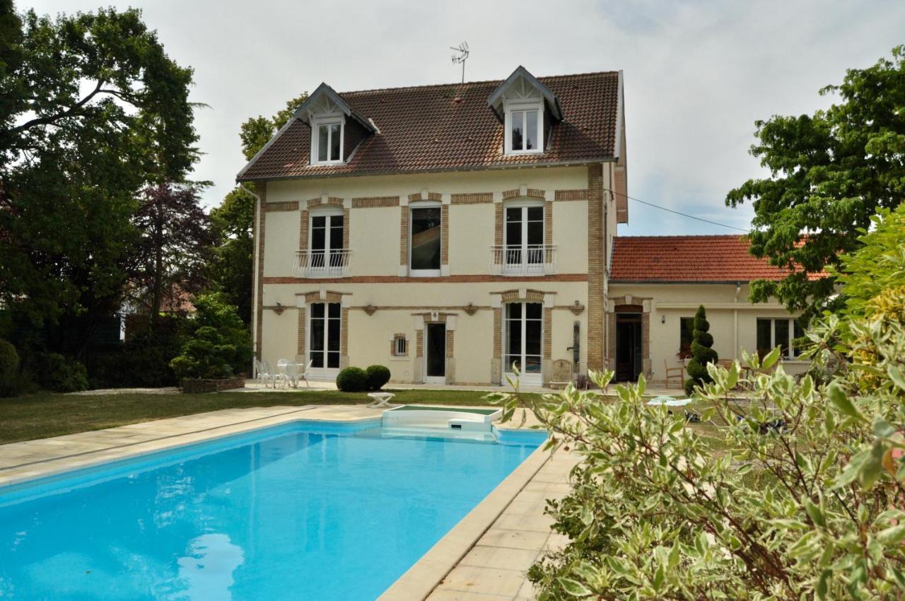 Le Jardin De Fresnes Bed and Breakfast Εξωτερικό φωτογραφία