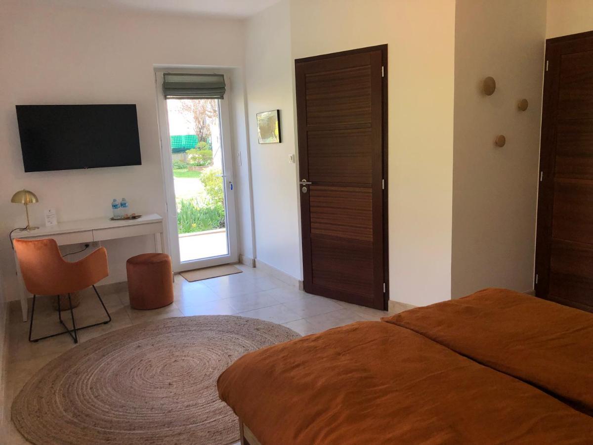 Le Jardin De Fresnes Bed and Breakfast Εξωτερικό φωτογραφία